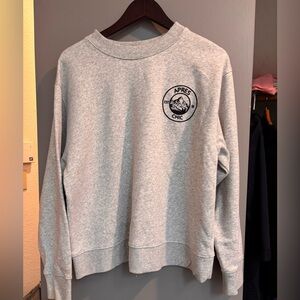Universal Thread Heather Gray Crewneck Sweater